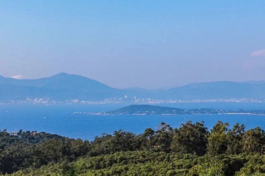 Porticcio: Coastal Train Ticket with Audio Guide & Tastings - Key points at a glance