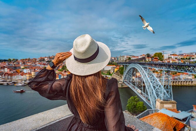 Porto Walking Tour with Audioguide on Your Smartphone - Key points at a glance