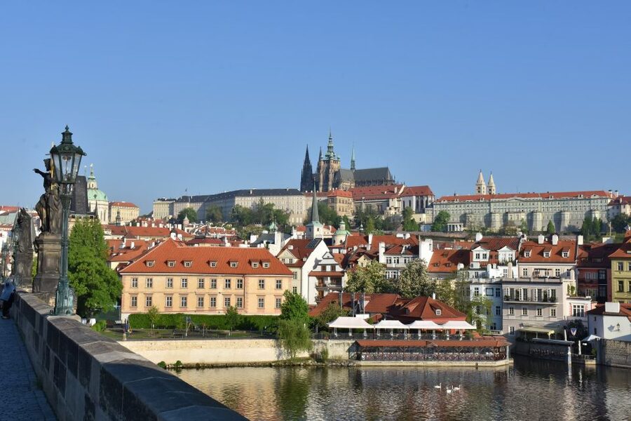 Prague Castle: Admission Ticket With Transfer And Audioguide - Key points to know before booking