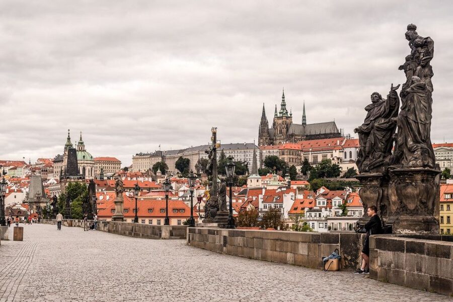 Prague: Castle, National Museum & Town Hall Tickets & Audio - How the two-day Prague plan works