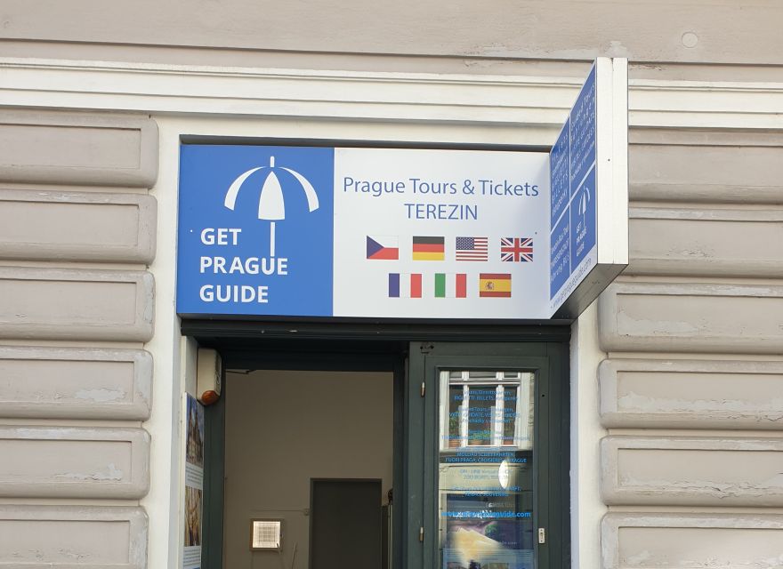 Prague: Charles Bridge Audio Guide with Tower Entry Ticket - What the Audio Guide Adds