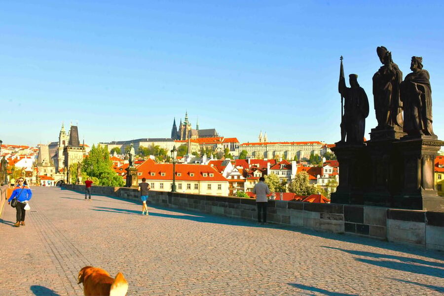 Prague: Charles Bridge Audio Guide with Tower Entry Ticket - Following the Recommended Charles Bridge Route