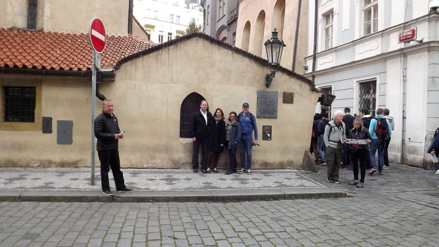 Prague Jewish Quarter Online Audio Guide - Begin at Maisel Synagogue
