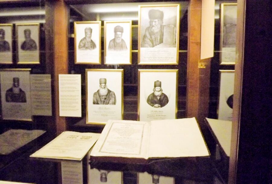 Prague: Jewish Quarter Ticket with optional Audio Guide - Key points at a glance