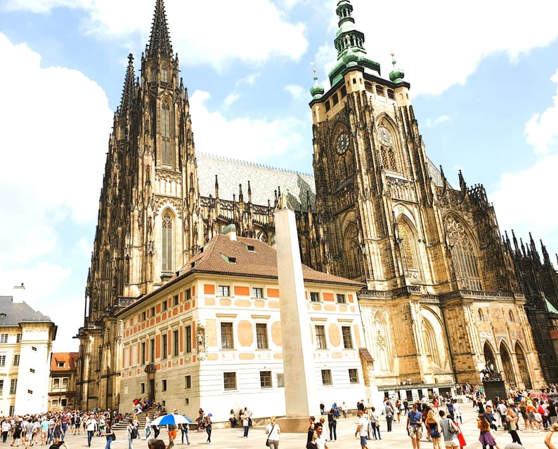 Prague: Skip-the-line Castle Ticket and Optional AudioGuide - Key points at a glance