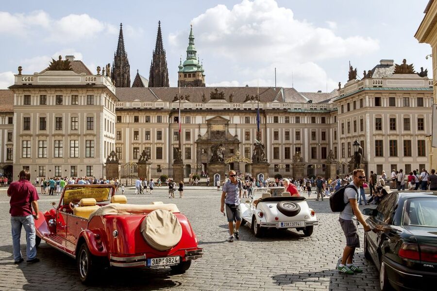 Prague: Skip-the-line Castle Ticket and Optional AudioGuide - The Old Royal Palace adds the royal setting