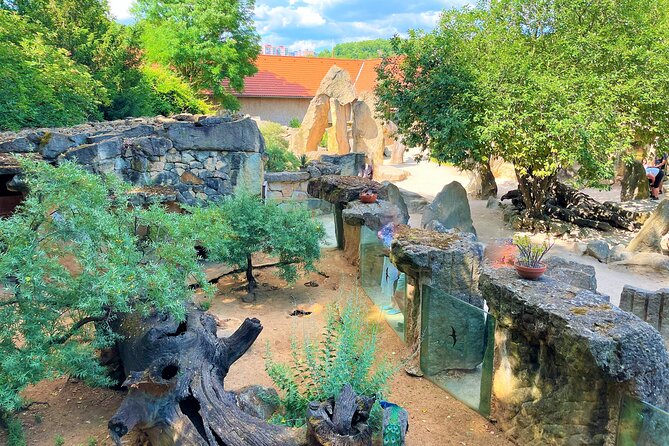 Prague Zoo Ticket with Online Audio Guide - Exploring the pavilions and nearly 5,000 animals