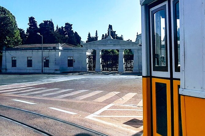 Prazeres Cemetery: A Self-Guided Audio Tour in Lisbon - Key points to know before you go