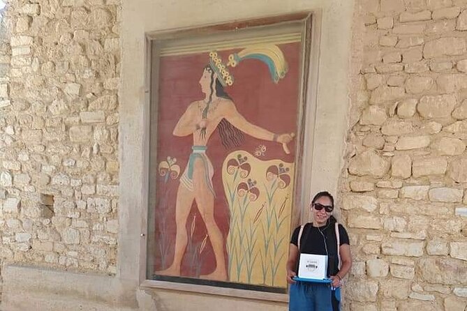 Private Audio and Virtual Tour in Knossos - The 90-minute route through the Palace of Knossos