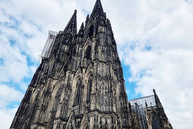Private audio book city rally around Cologne Cathedral and the Old Town - Who will enjoy this Cologne activity?