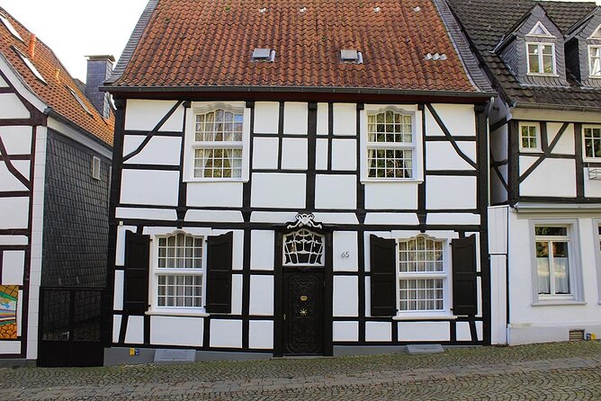 Private audio book city rally around the old town of Essen Kettwig - Four things to know before you book