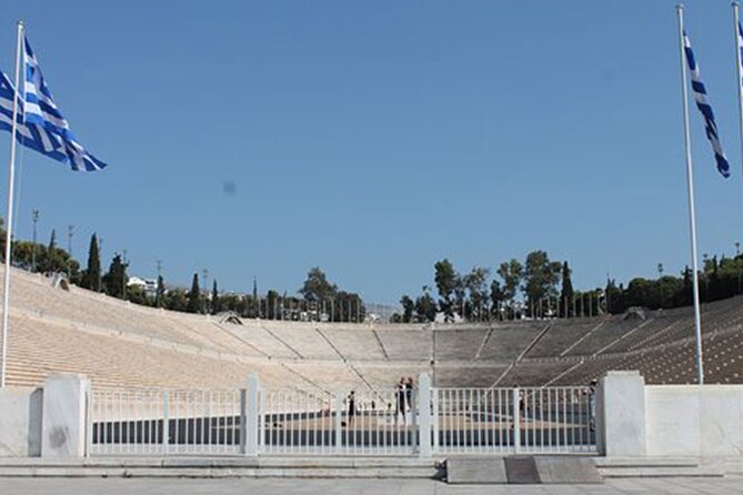 Private Audio Guided Walking Tour in Athens - Who should use this audio guide?