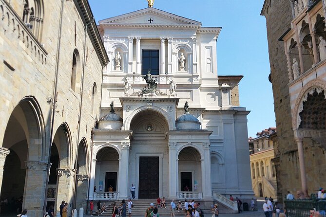 Private Audio Guided Walking Tour in Bergamo - Starting with Bergamo’s art at Accademia Carrara