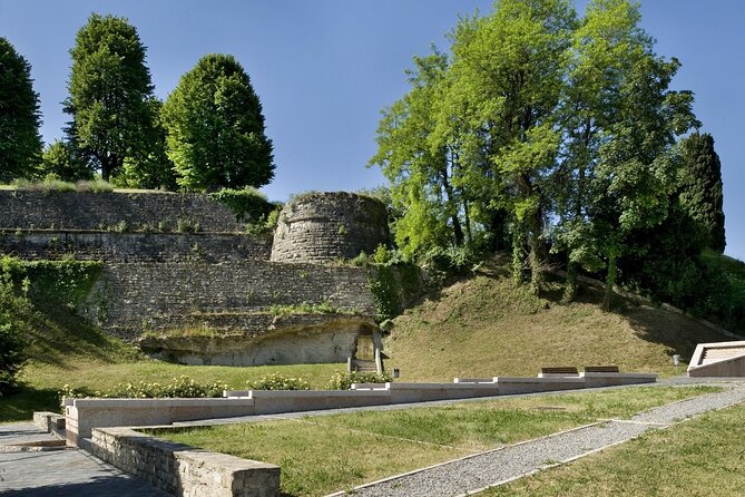 Private Audio Guided Walking Tour in Bergamo - The Sentierone and everyday lower Bergamo