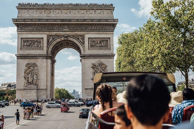 Private Auto Paris City Tour with Audio Guide - Key points at a glance