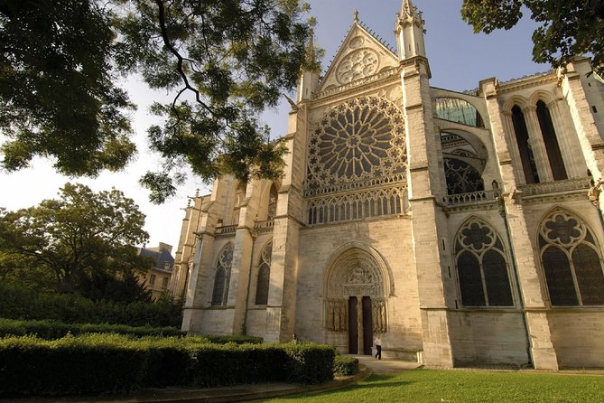 Private Auto Paris City Tour with Audio Guide - A private way to see Paris quickly