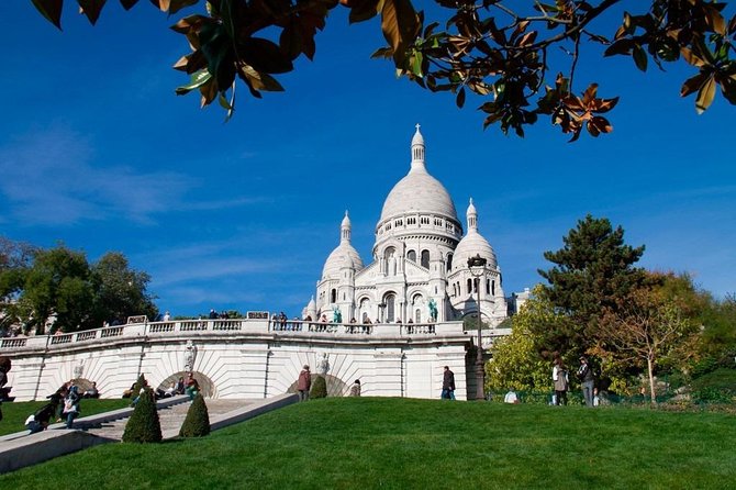 Private Auto Paris City Tour with Audio Guide - Concorde, Alexandre III, and the Invalides