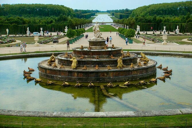 Private Half Day Versailles with Audio Guide Tour from Paris - What this Versailles tour really provides
