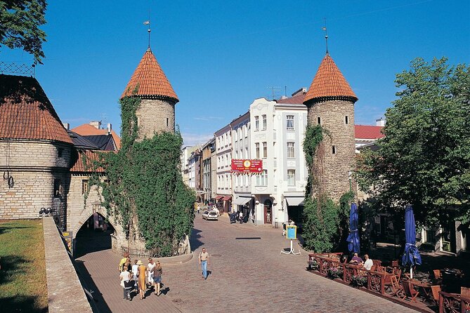 Private Self-Guided Audio Walking Tour in Tallinn Old Town - Saiakang, the White Bread Passage