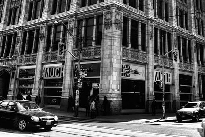 Queen Street West: An audio tour exploring Toronto's coolest street - Key points about the Queen Street West walk