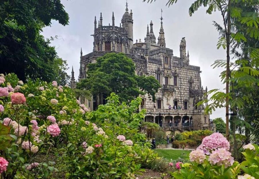 Quinta da Regaleira Skip-the-Ticket-Line Entry & Audioguide - How to use the 80-minute audio tour