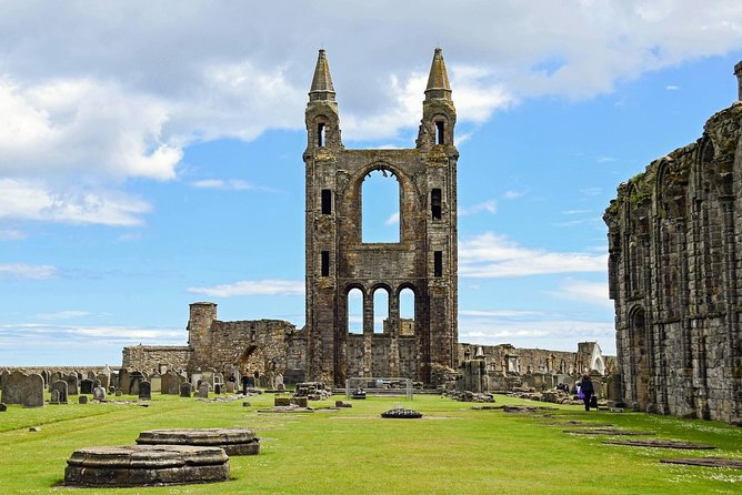 Rebels, Romance & Raisins St. Andrew's Walking Audio Tour - Why this St Andrews audio walk works