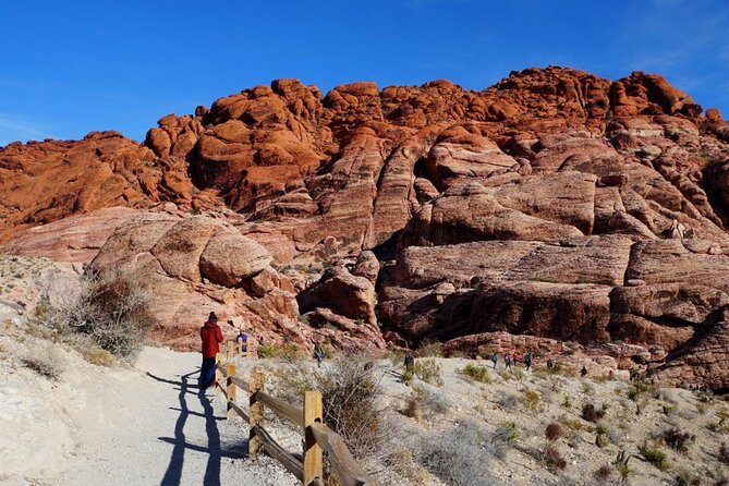 Red Rock Canyon Self-Guided Driving Audio Tour - Calico Hills and the desert’s old sand dunes