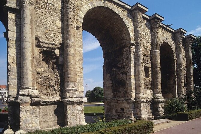 Reims Scavenger Hunt and Highlights Self Guided Audio Tour - How the Reims city game works