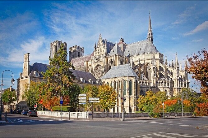 Reims Scavenger Hunt and Highlights Self Guided Audio Tour - Porte de Mars and Reims beyond the postcard