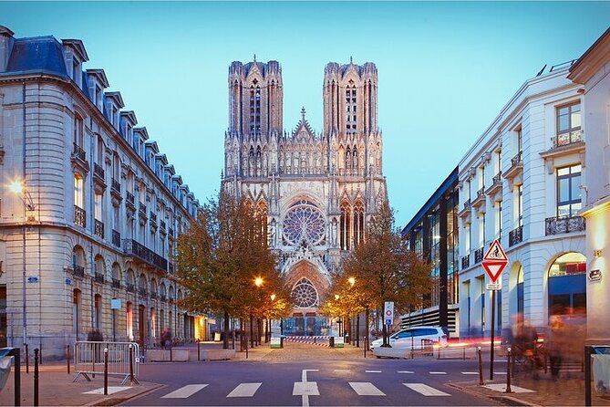 Reims Scavenger Hunt and Highlights Self Guided Audio Tour - Price, time, and what you really get