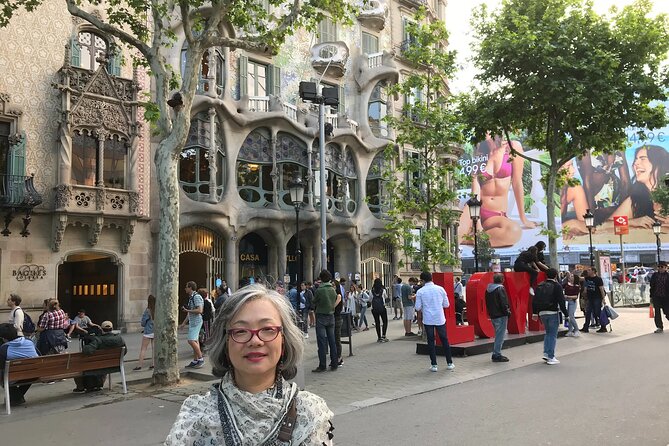 Reserved Entrance to Casa Batlló with Audio Guide in Barcelona - How the audio guide changes the visit