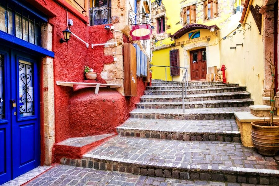 Rethymno: Full or Half-Day Trip to Chania with Audio Guide - How much sightseeing can you fit into four hours?