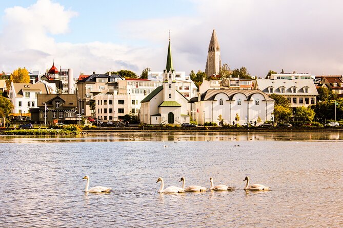 Reykjavik Scavenger Hunt and Highlights Self Guided Audio Tour - Hallgrimskirkja and Skolavordustigur