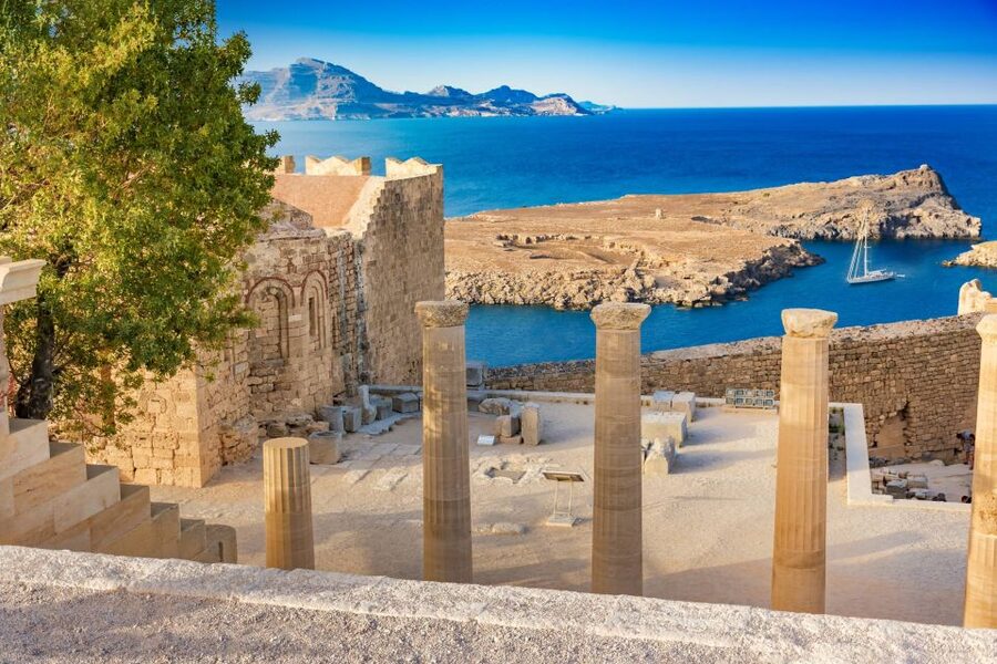 Rhodes: Lindos Acropolis Entry Ticket & Optional Audio Guide - Arriving through Lindos village