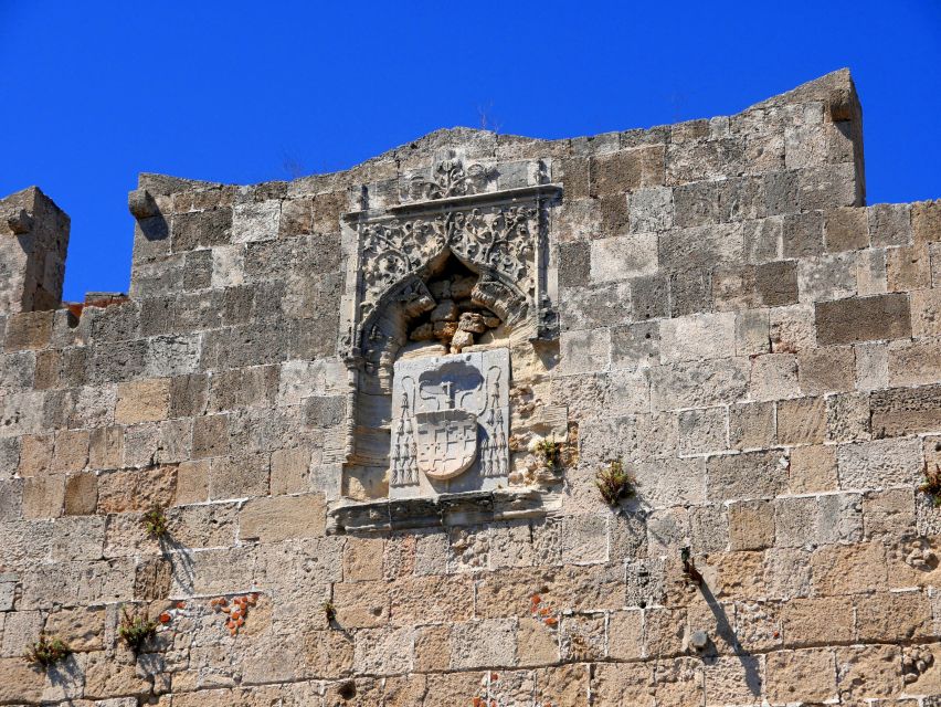 Rhodes: Palace of the Grand Master E-Ticket & Audio Tour - Finding your way through the palace