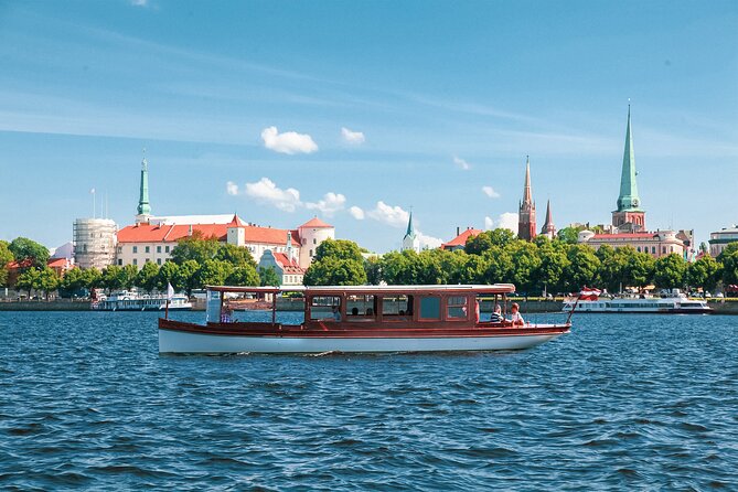 Riga City Canal & Daugava River Premium Boat Tour with Audioguide - Is the audio guide useful?