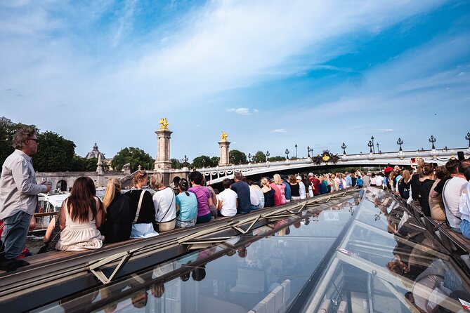 River Seine Sightseeing Boat Tour with Audio Guide - Why seeing Paris from the Seine works so well
