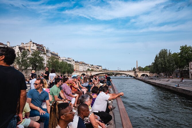 River Seine Sightseeing Boat Tour with Audio Guide - Place de la Concorde and the long western view