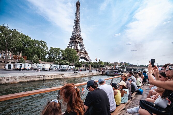 River Seine Sightseeing Boat Tour with Audio Guide - Pont de l’Alma and the Eiffel Tower