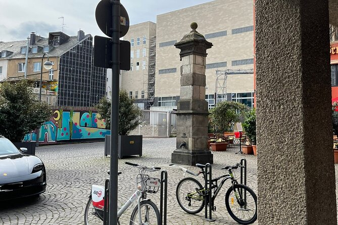 Roman Cologne: A Self-Guided Audio Tour - Schmitz Säule and the moon landing connection