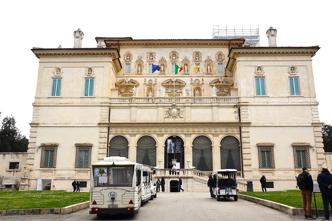 Rome: Borghese Gallery Skip-the-Line Ticket & Audioguide - Meeting the flag outside the main entrance