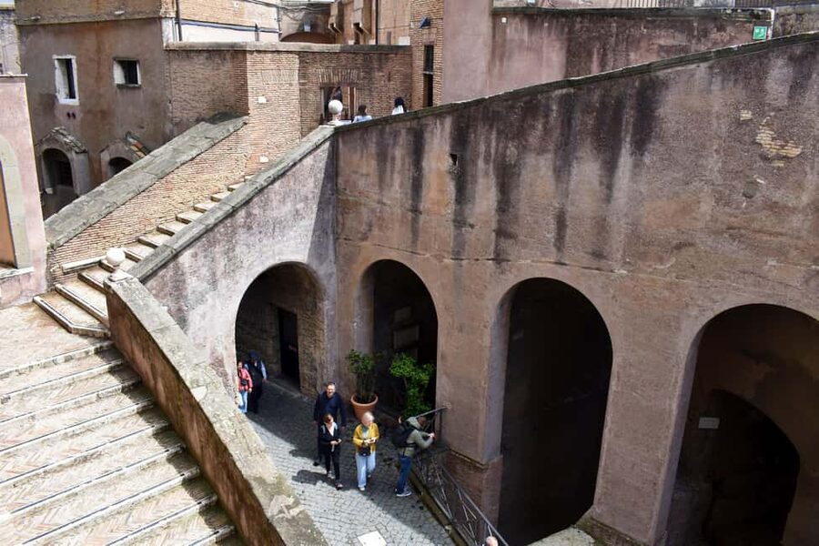 Rome: Castel Sant'Angelo Entry Ticket & Audio App - Weapons and the castle’s defensive purpose