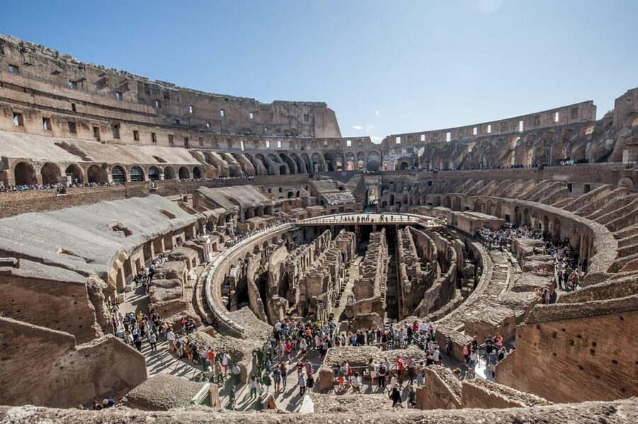 Rome: Colosseum Experience +Audio Guide APP - Optional Arena - Meeting at Via delle Terme di Tito 93