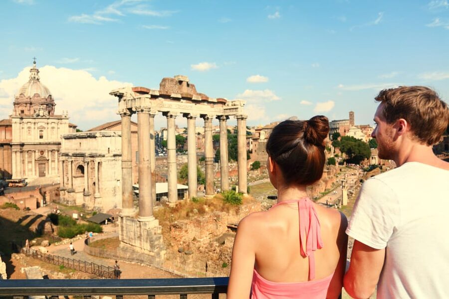 Rome: Colosseum & Forum Experience with Free Audio Guide App - Climbing Palatine Hill for the city view
