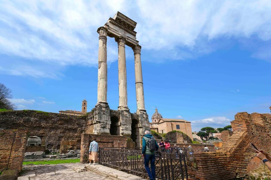 Rome: Colosseum & Forum with Audio Guide App -Optional Arena - Is the optional arena floor worth it?