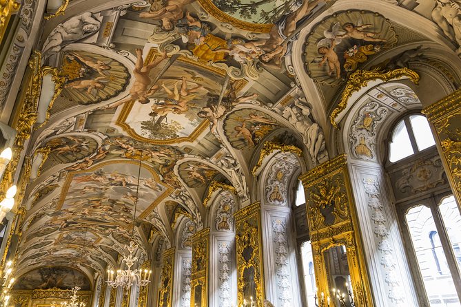 Rome: Doria Pamphilj Gallery Entry Ticket with App Audioguide - A private palace on Via del Corso