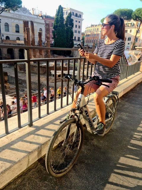 Rome: E-Bike Rental with Audio Guide - How the audio app works at Rome’s sights