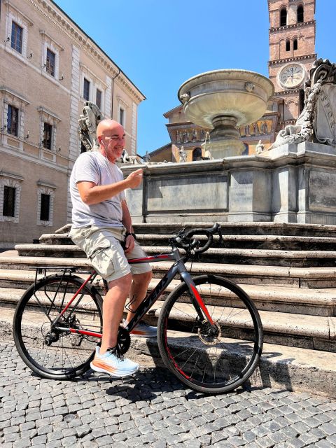 Rome: E-Bike Rental with Audio Guide - The small-group setup and staff help