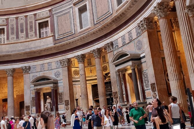 Rome : Entrance ticket Pantheon with digital audio guide - Entering Rome’s best-preserved ancient temple