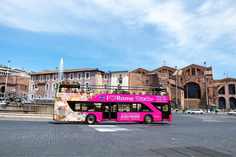 Rome: Hop-on Hop-off Sightseeing Bus Tour with Audioguide - Piazza Venezia and the Roman Forum viewpoint